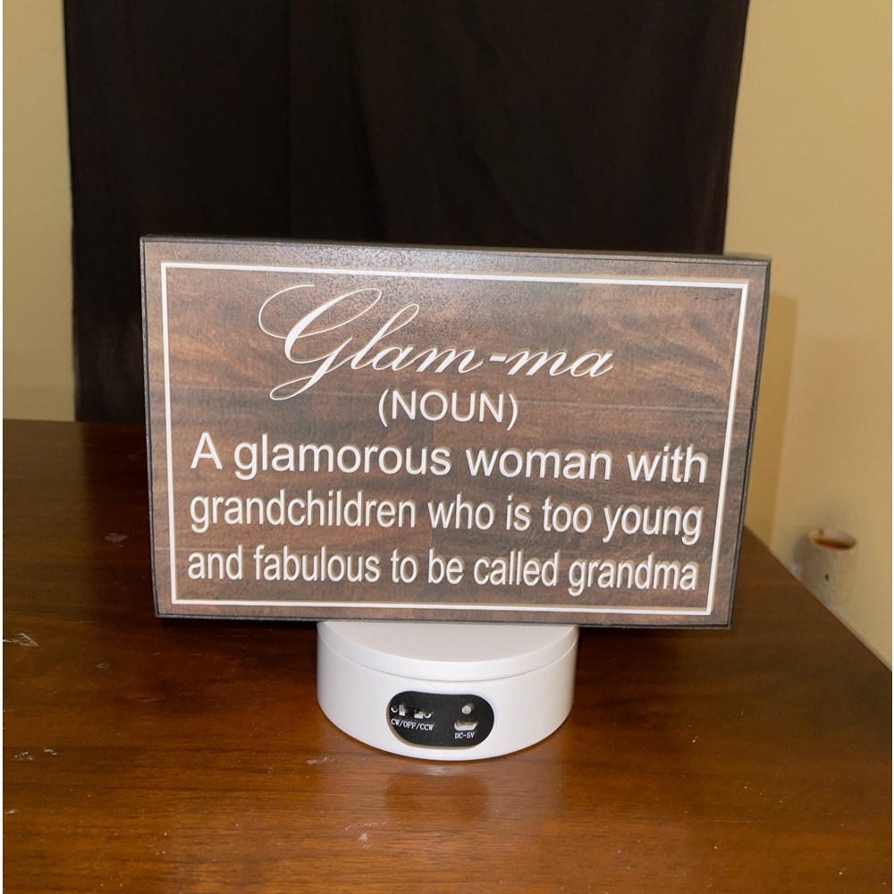 🚨Glam-Ma Wall Plaque🚨